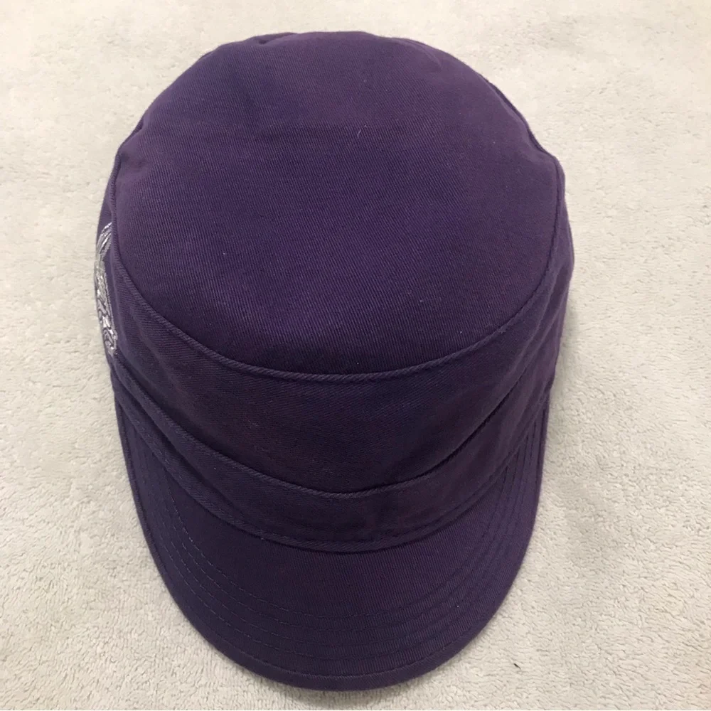 NFL Team Apparel - Minnesota Vikings Woman's Flat Top Football Cap